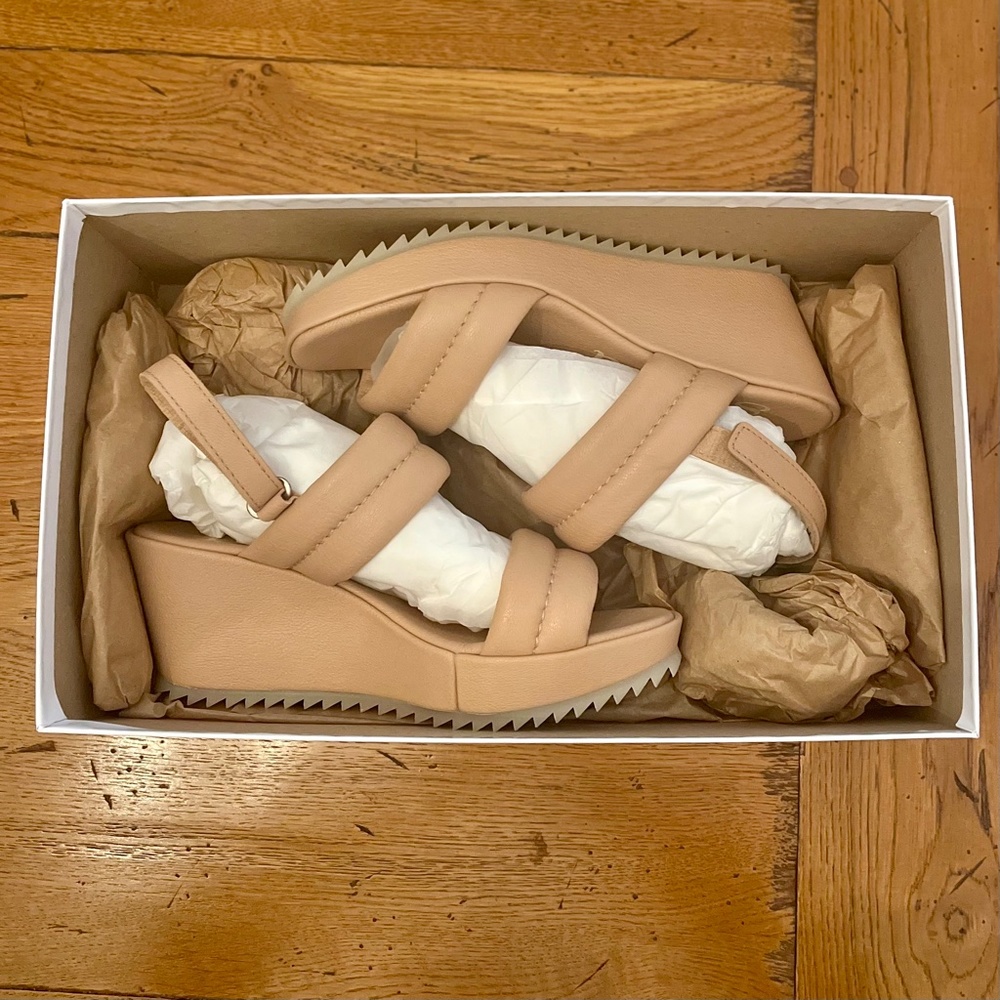 New in Box Pedro Garcia Fioralba Wedge Sandal in Arcilla Pebble Nappa - 40 - Picture 5 of 12